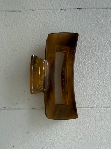 TAK :: Alba Medium Clasp