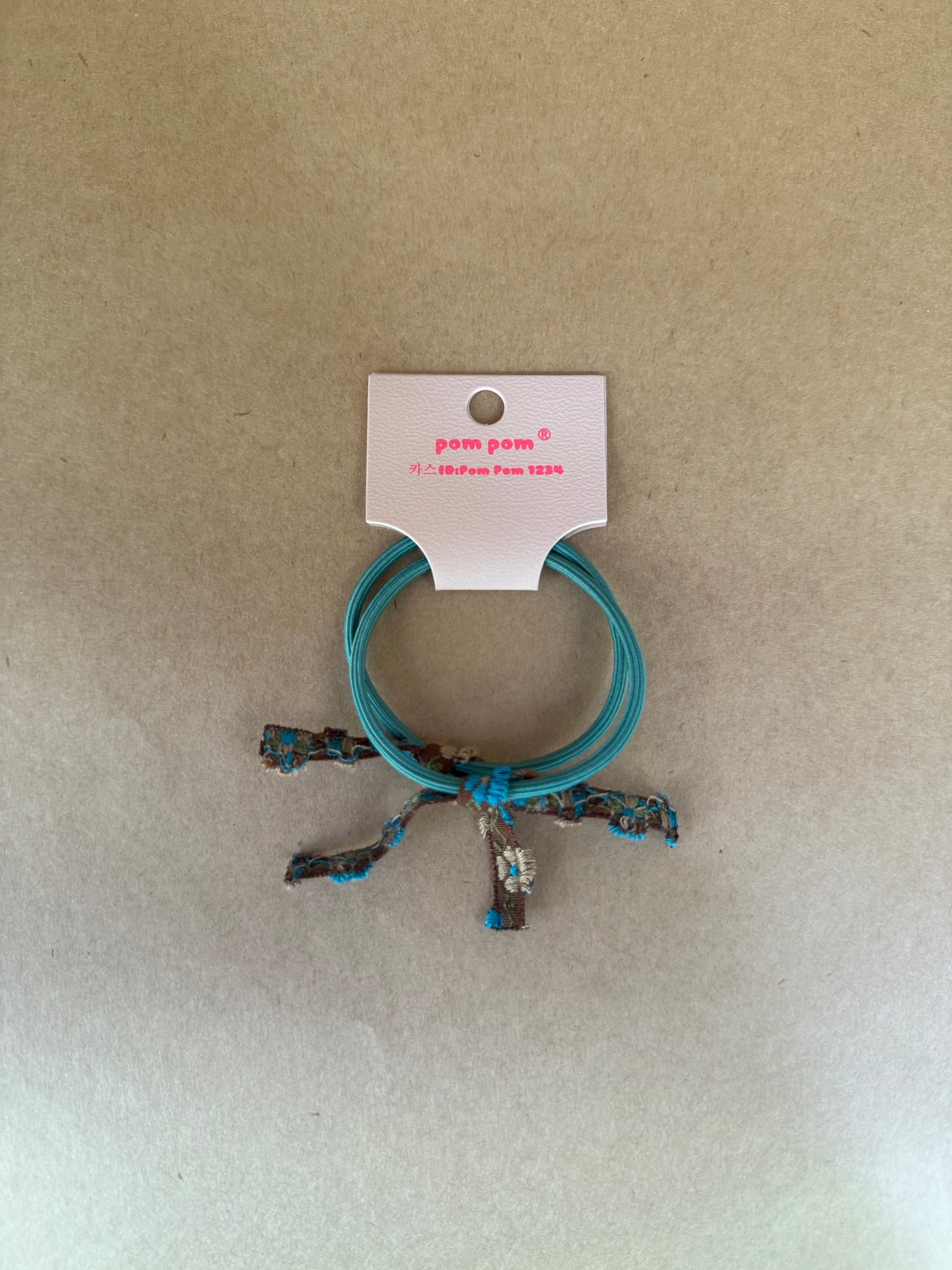 TAK :: Kids Hair Accessory - Elastic with a Tartan Bow