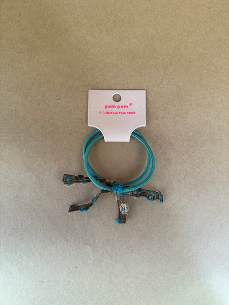 TAK :: Kids Hair Accessory - Elastic with a Tartan Bow