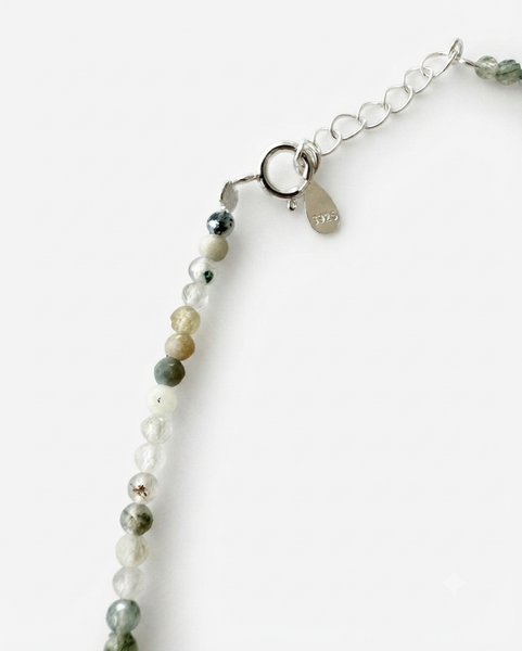 TAK :: Soft Green Moss Agate Bead Necklace