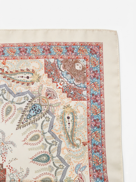 TAK :: Small Square Silk Scarf - 50 x 50 cm
