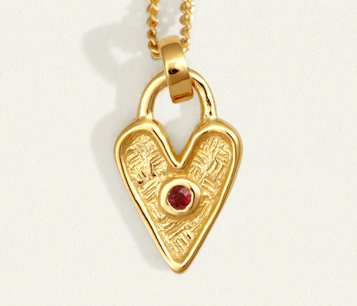 Temple Of The Sun :: Amore Pendant Necklace