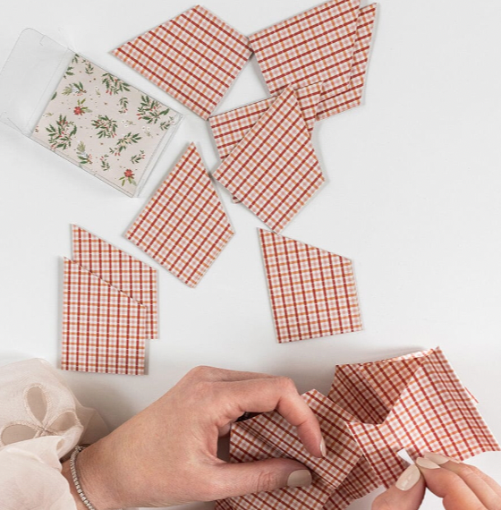 Bespoke Press :: 10 Pack Christmas Paper Crown Hats