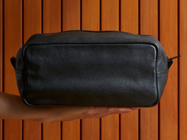 Citta :: Marlo Leather Wash Bag