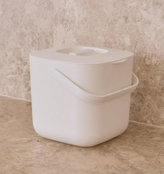 Designstuff :: Compost Bin