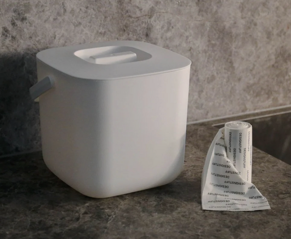Designstuff :: Biodegradable compost Kitchen Bag 8L - 50