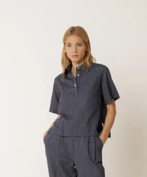 Indi and Cold :: Polo Collar Shirt with Tie - 272