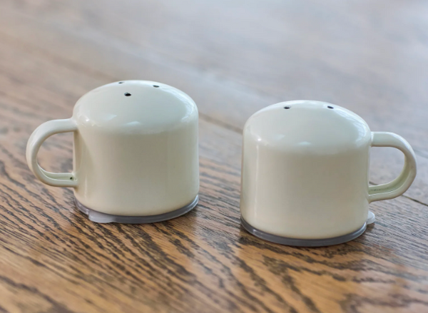 Citta :: Enamel Salt and Pepper Shake