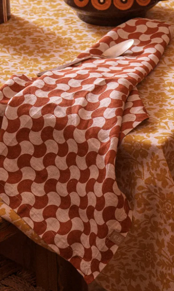 Society Of Wanderers :: Linen Napery